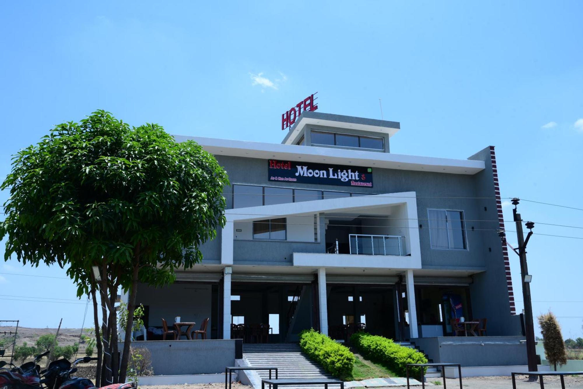 Hotel Moonlight & Restaurant Sehore 外观 照片