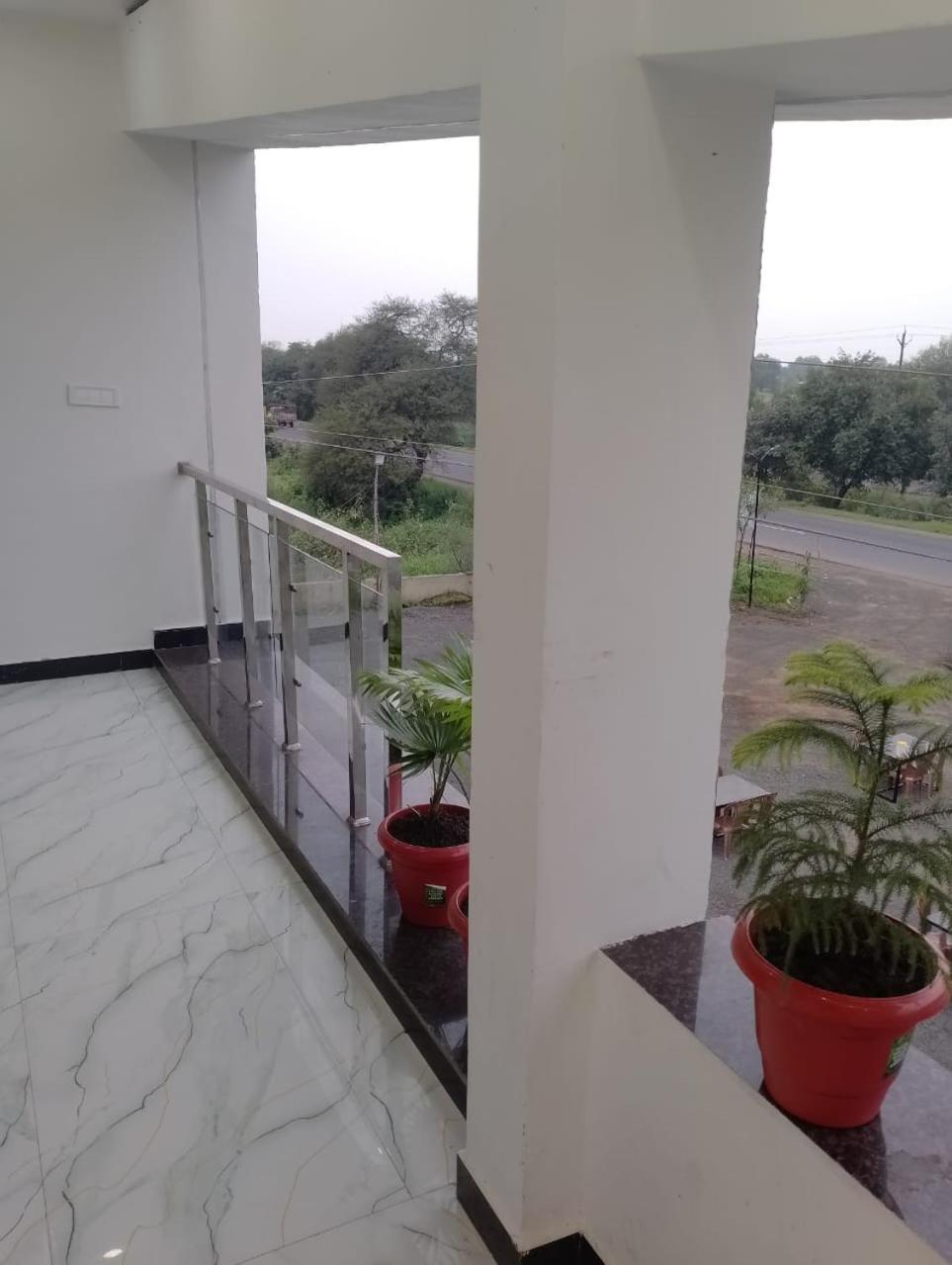 Hotel Moonlight & Restaurant Sehore 外观 照片